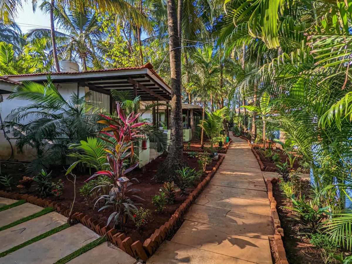 De Soul Sante Beach Resorts Morjim Goa Eksteriør billede